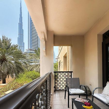 Trophy 2Br Aladdin Estate W Burj Khalifa View Apartment Дубай Екстериор снимка