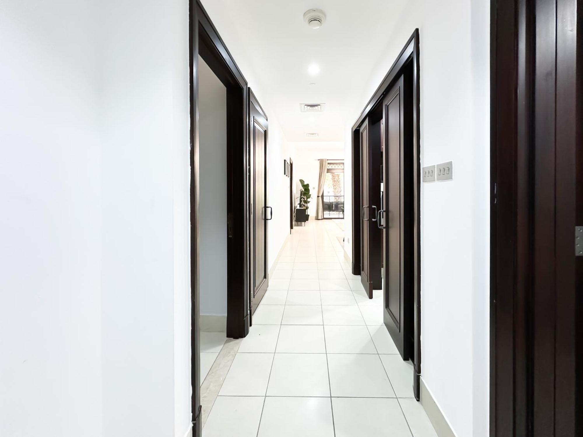 Trophy 2Br Aladdin Estate W Burj Khalifa View Apartment Дубай Екстериор снимка